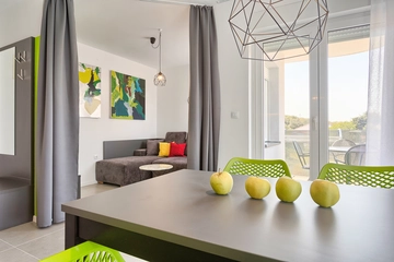 Apartment in Pula for up to 4 with pool & sea view