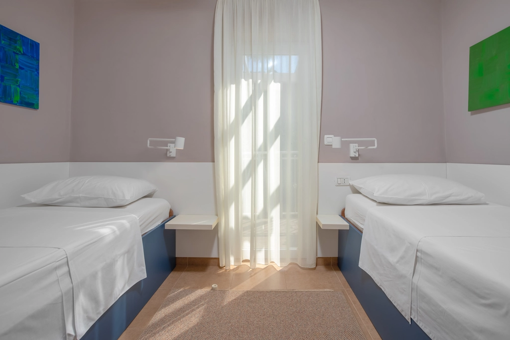 Pool & Sea View 4-Bedroom Villa in Pula
