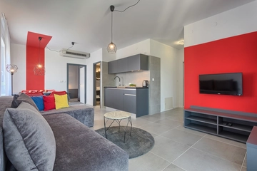 Pula 1-Bedroom Serviced Apartment with Sea View