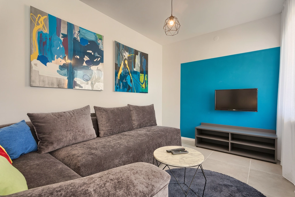 Pula 1-Bedroom Apartment with Shared Pool