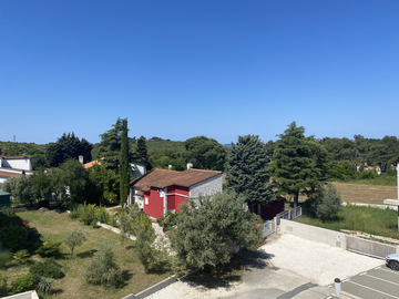 Pula 1-Bedroom Apartment with Shared Pool