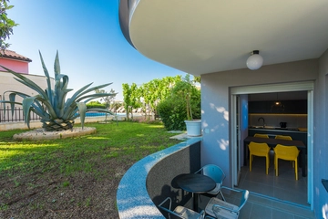 Apartment in Pula with Shared Pool for 4