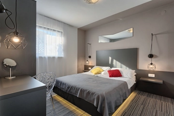 Apartment in Pula with Shared Pool for 4