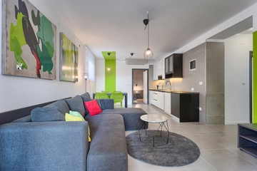 Pula Apartment Near the Sea for Up to 4