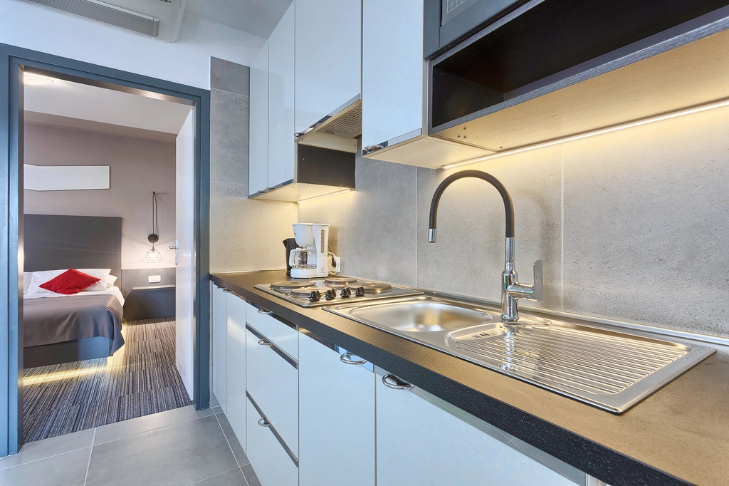 Pula Apartment Near the Sea for Up to 4