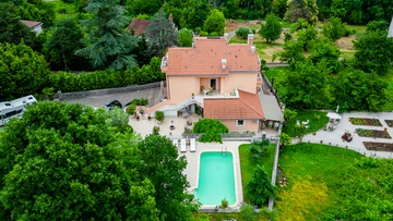 Heated Pool Villa in Lovran (Up to 30 Guests)