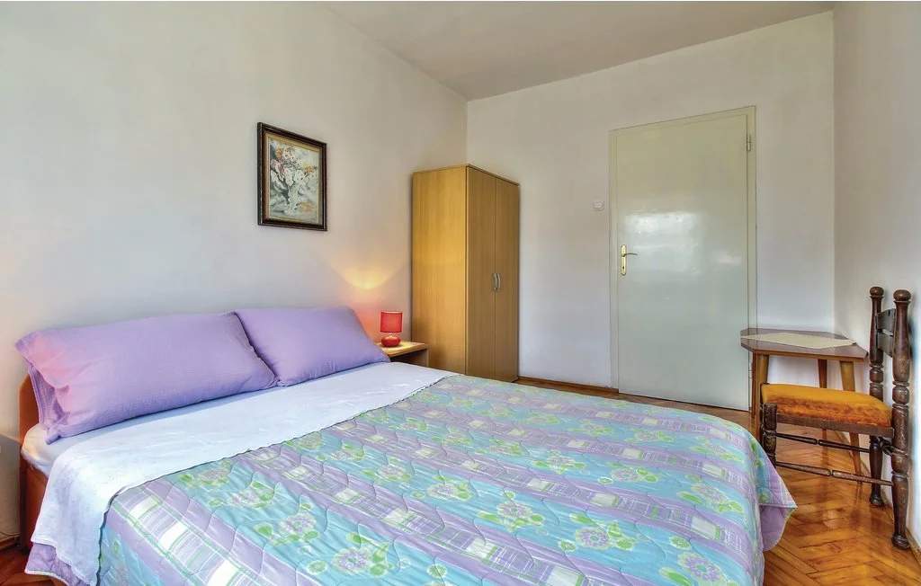 2-Bedroom Apartment in Umag for 4 Guests