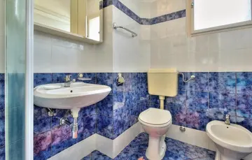 2-Bedroom Apartment in Umag for 4 Guests