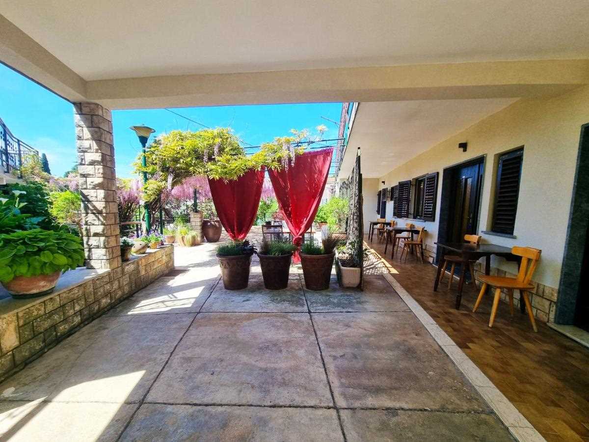 Bruno's Rooms close to the Beach