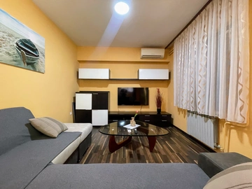 1-Bedroom Apartment in Umag for 2 Guests