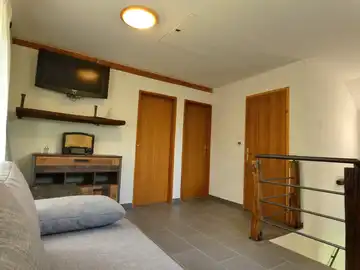 2-Bedroom Villa in Grižane-Belgrad for 6 Guests