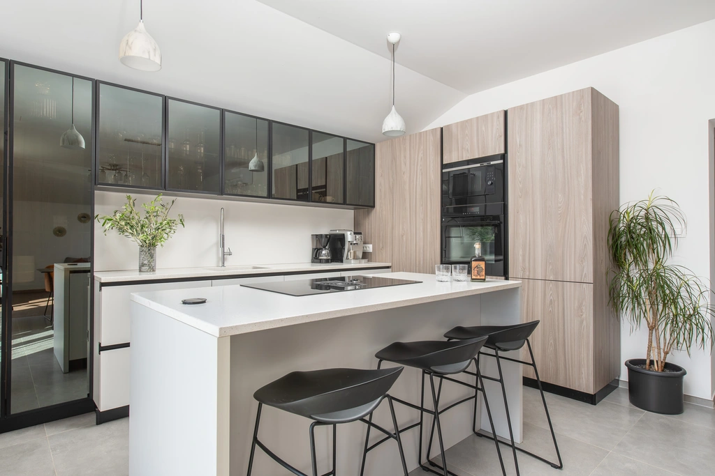 Tugare Holiday House with Heated Pool for 10 Guests
