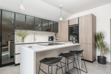 Tugare Holiday House with Heated Pool for 10 Guests