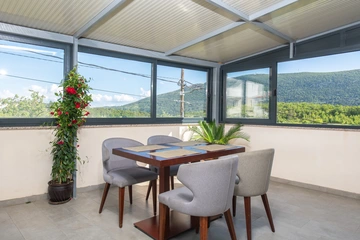 Tugare Holiday House with Heated Pool for 10 Guests