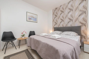 Tugare Holiday House with Heated Pool for 10 Guests