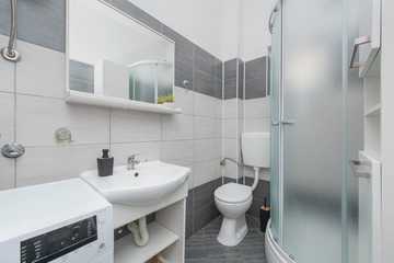 Tugare Holiday House with Heated Pool for 10 Guests