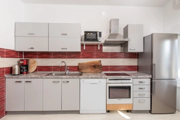 Tugare Holiday House with Heated Pool for 10 Guests