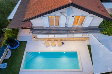 Tugare Holiday House with Heated Pool for 10 Guests