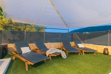 Tugare Holiday House with Heated Pool for 10 Guests