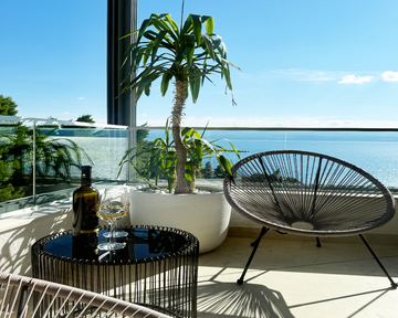 Apartment in Omiš with Heated Private Pool