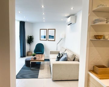 Omiš 2-Bedroom Apartment with Private Jacuzzi Terrace