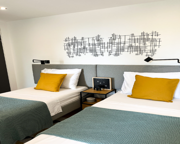 Balcony 2-Bedroom Apartment for 4 in Omiš