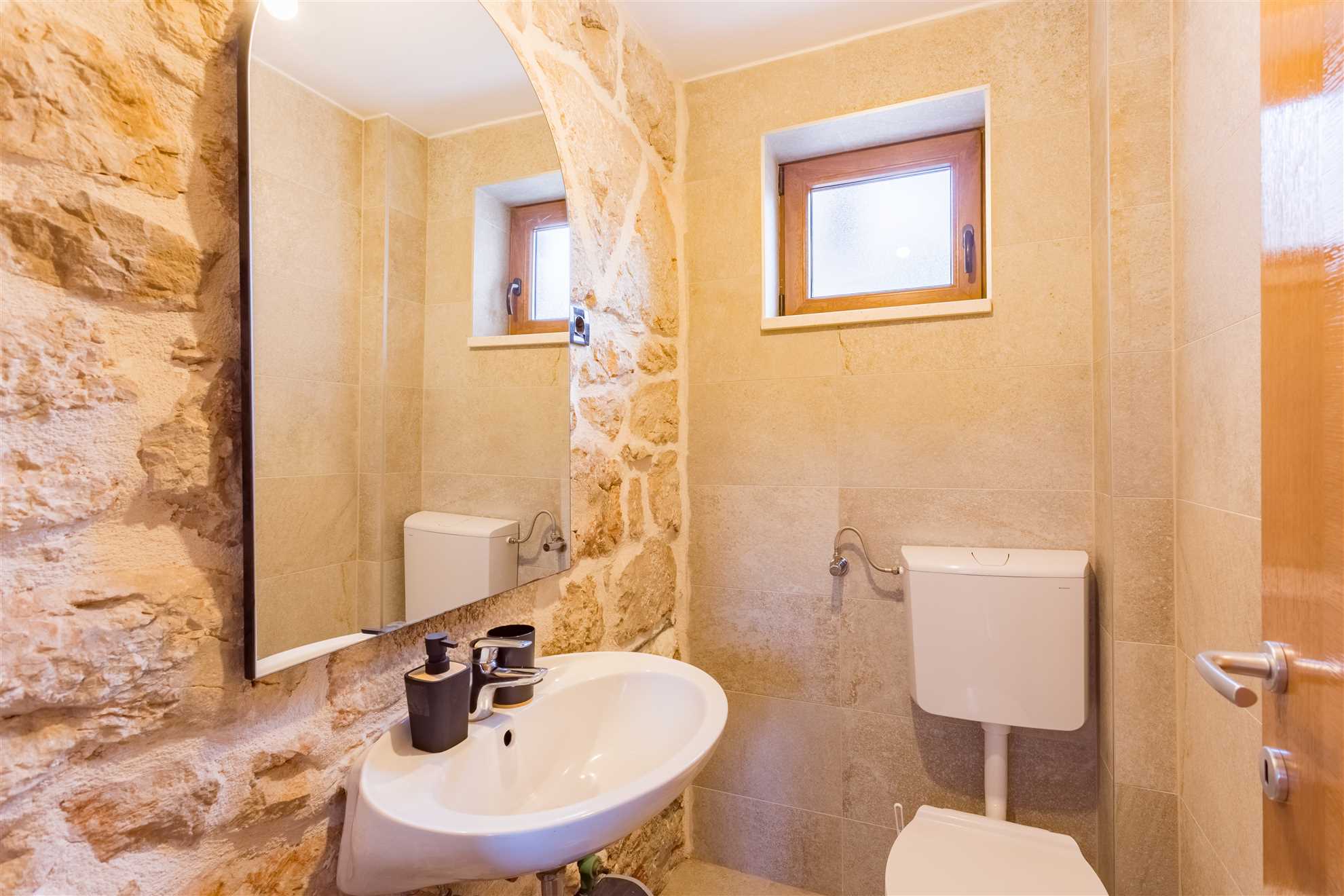 Vila Stone Valcer za 5 gostiju