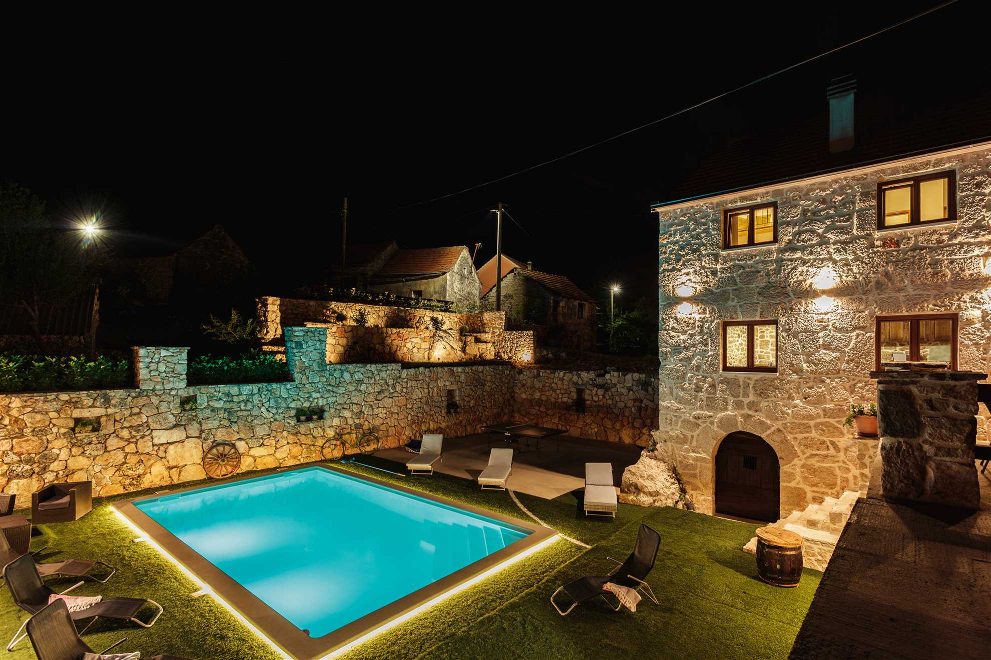 Vila Stone Valcer za 5 gostiju