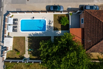 Košute Holiday House with Heated Pool and Private Garden