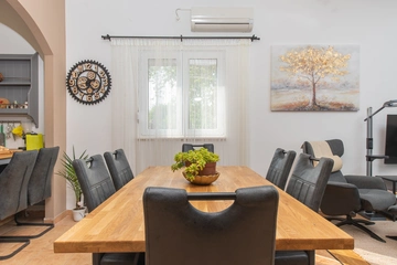 Košute Holiday House with Heated Pool and Private Garden