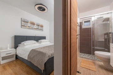 Košute Holiday House with Heated Pool and Private Garden