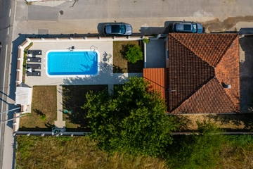 Košute Holiday House with Heated Pool and Private Garden