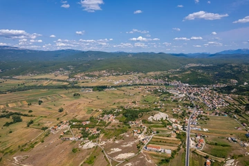 Košute Holiday House with Heated Pool and Private Garden