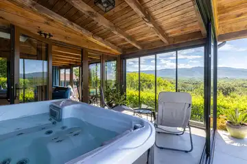 Holiday House for 6 Guests in Stubičke Toplice