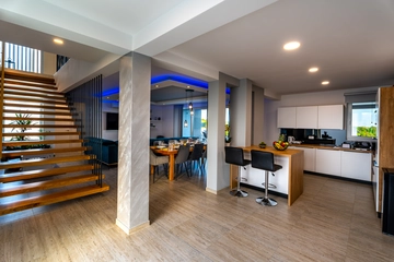 5-Bedroom Villa in Hrašćina for Up to 10 Guests