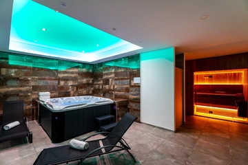 5-Bedroom Villa in Hrašćina for Up to 10 Guests