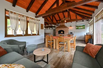 Holiday House with Heated Pool for 6 in Sveti Križ Začretje