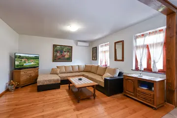 Holiday House with Heated Pool for 6 in Sveti Križ Začretje
