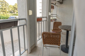 Makarska Ground-Floor Apartment for 5 Guests