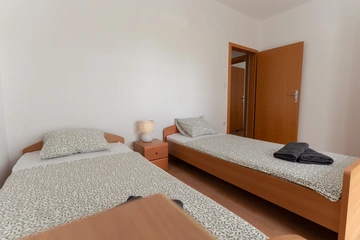 Kaštel Lukšić Apartment with 2 Bedrooms, Sleeps 6