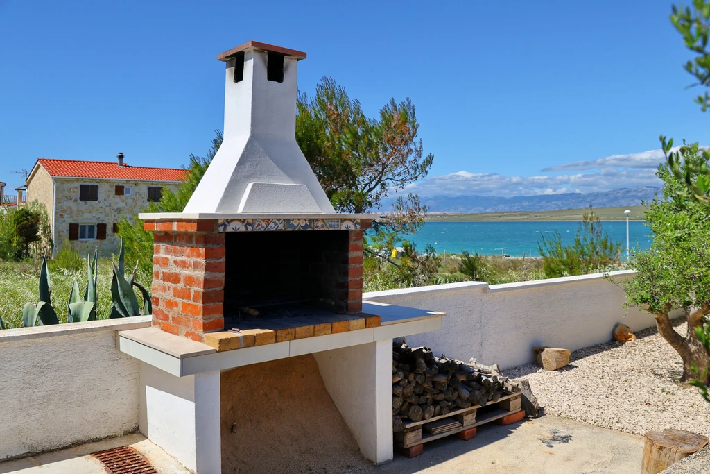 Malo Fali, Ruhiges Ferienhaus in Strandnähe,