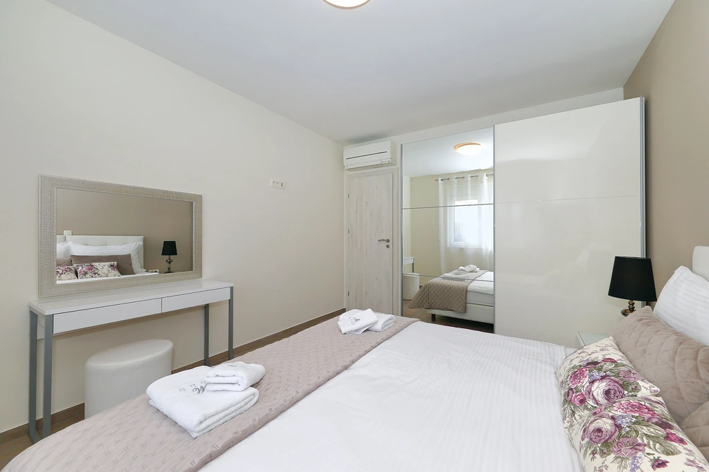 Zadar – Penthouse 2 – Krovna terasa i jacuzzi
