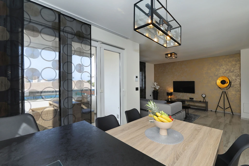 Zadar – Penthouse 2 – Krovna terasa i jacuzzi