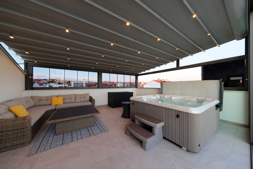 Zadar – Penthouse 2 – Krovna terasa i jacuzzi