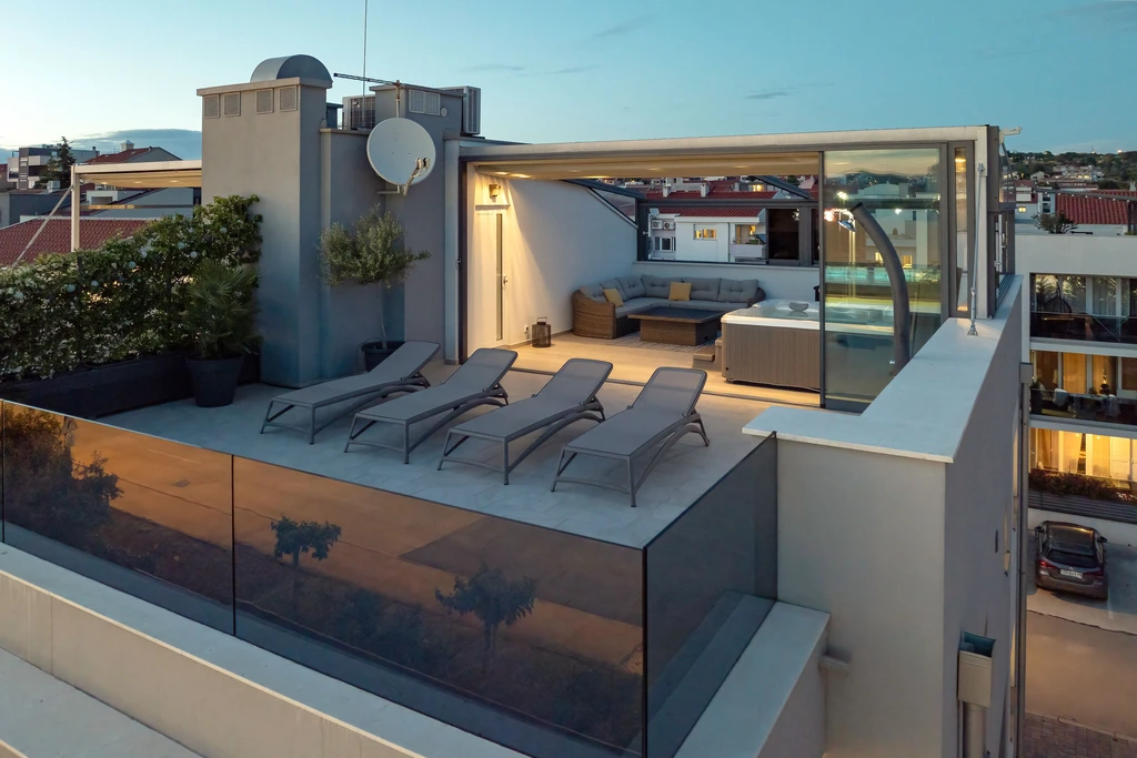 Zadar – Penthouse 2 – Krovna terasa i jacuzzi