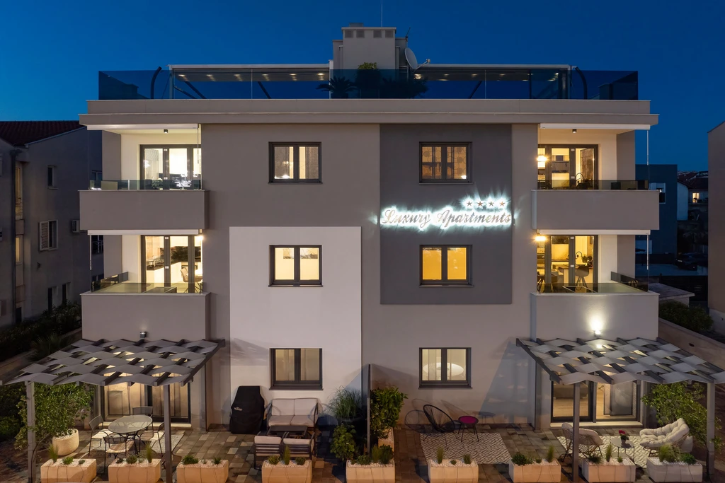 Zadar – Penthouse 2 – Krovna terasa i jacuzzi