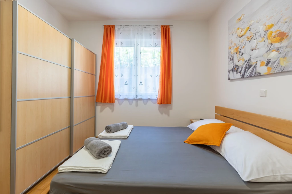 Apartman Sea & Stone br. 1 u Starigradu