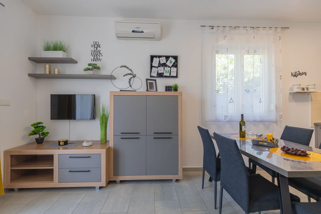Apartman Sea & Stone br. 1 u Starigradu