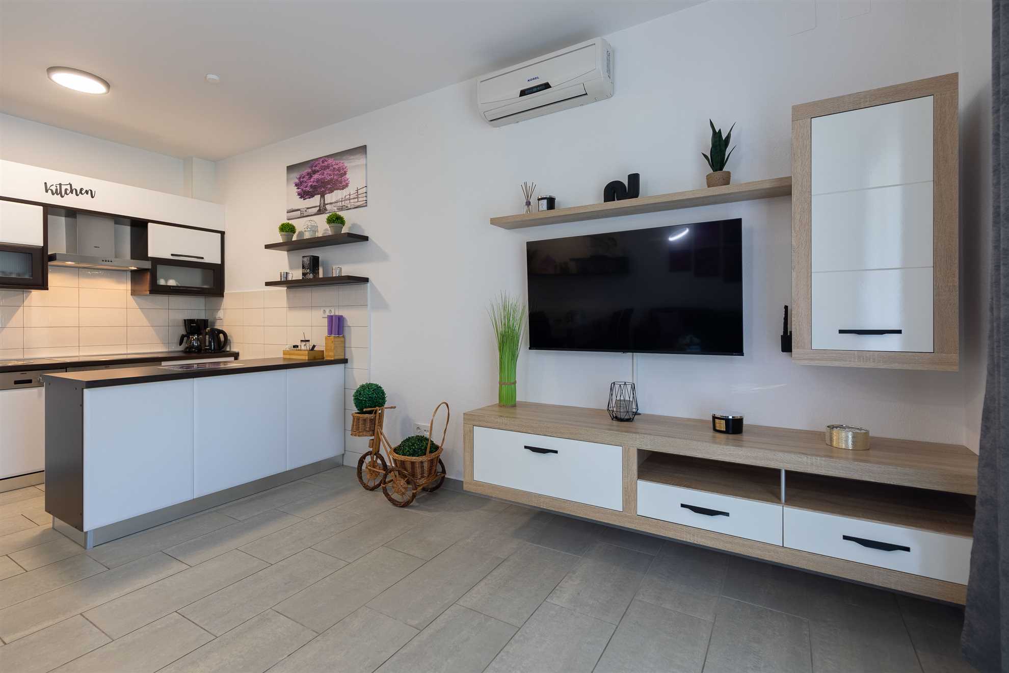 Sea & Stone Apartment No 2 in Starigrad