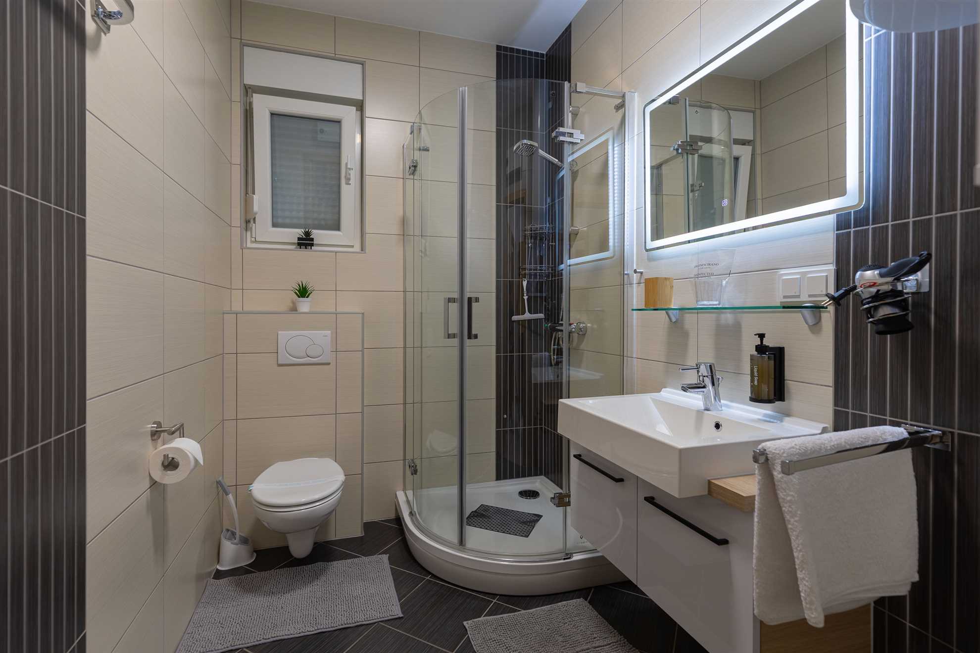 Sea & Stone Apartment No 2 in Starigrad